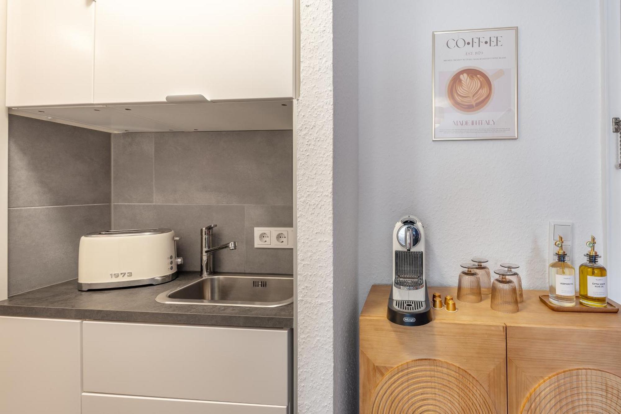 Mango Living I Boutique I Modern I 23 Qm Monchengladbach
